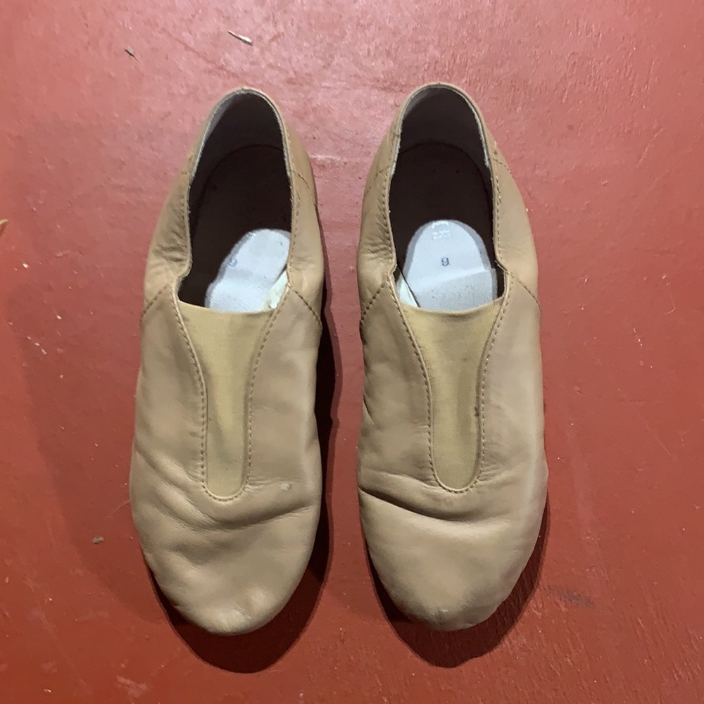 Jazz dance shoes for girls